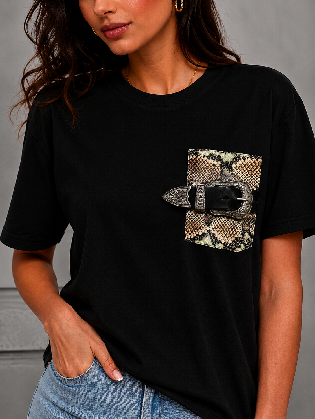Eve T-shirt with Leather Pocket (Black)